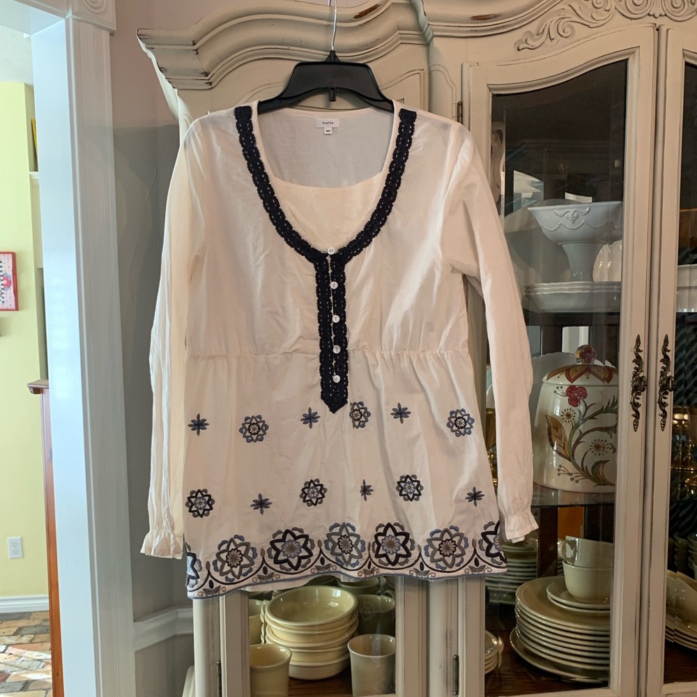 $10 FINAL MARKDOWN Kaffe danish Boho Lace Embroidered blouse Top 40 / Medium
